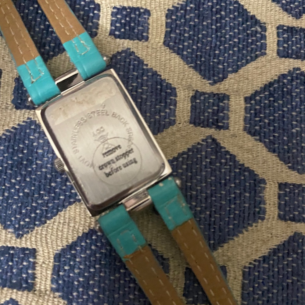Watch - Picture 5 of 7